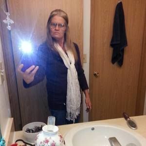 Meet your Posher, Gloria